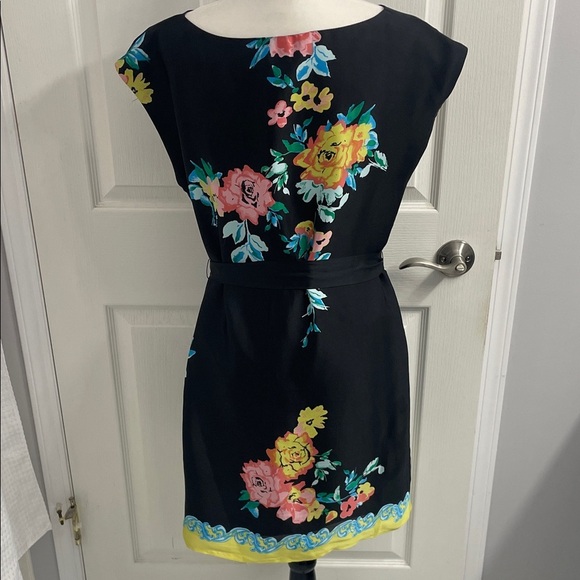 Jacob Floral Black Dress Self Tie Belt Lined Boat Neck Cap Sleeves Sz M - Picture 1 of 13